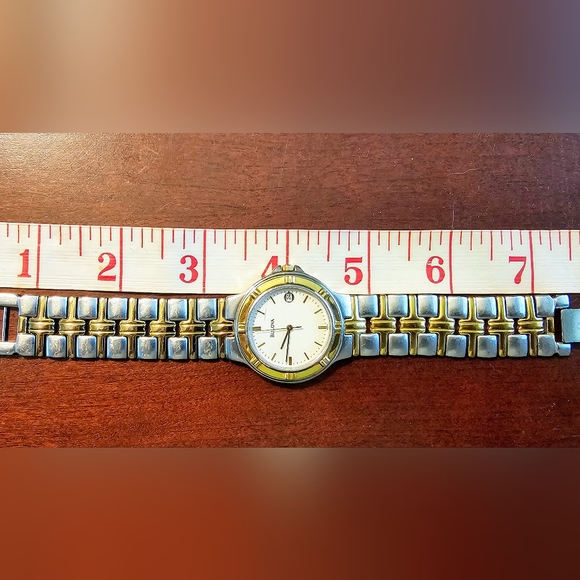 Bulova Infinity Collection wristwatch, two-tone. Unisex EUC! - Picture 16 of 16